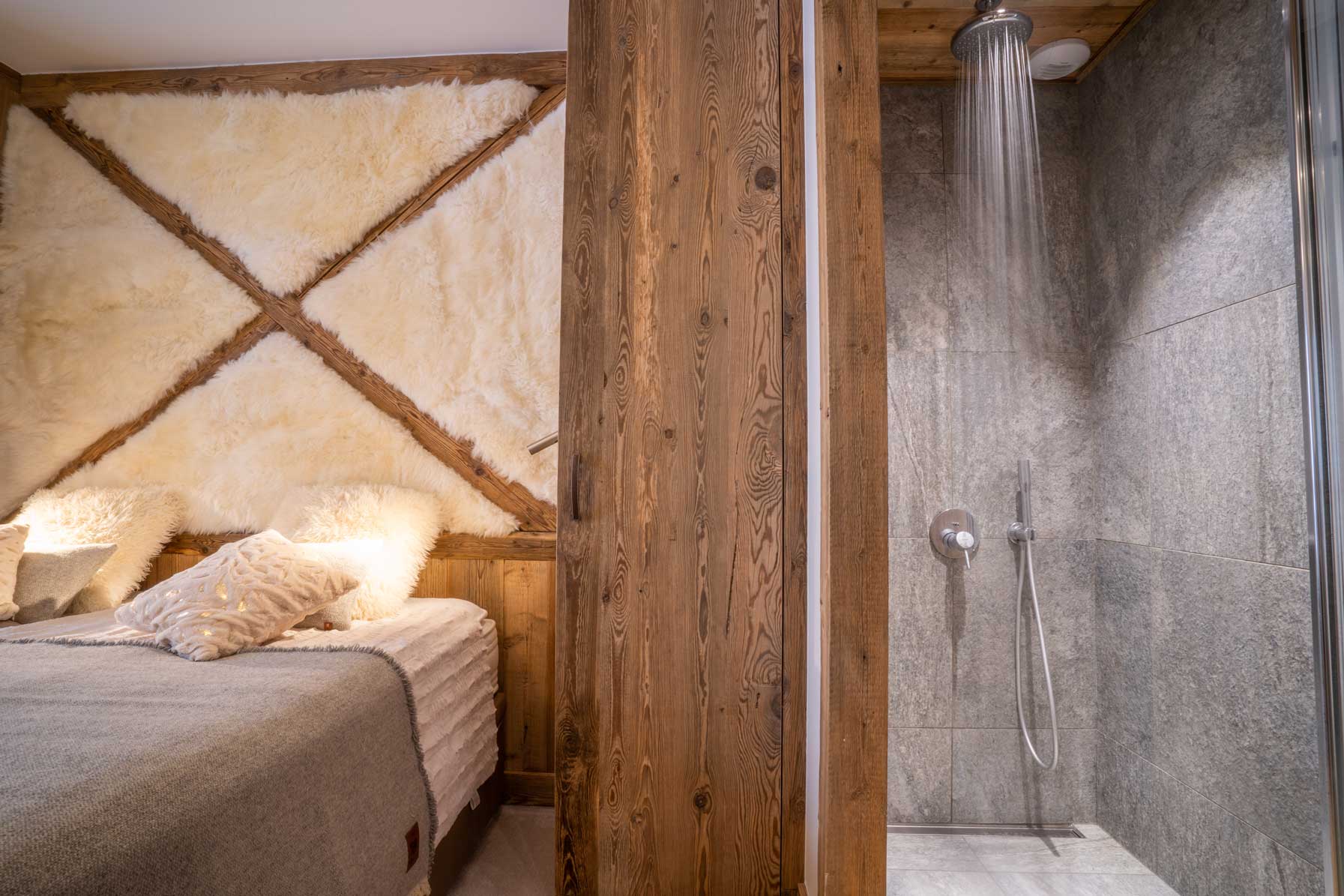 agence creactiv production annecy video et drone réalisation kilimanjaro val d'isère agence immobilier chambre avec douche