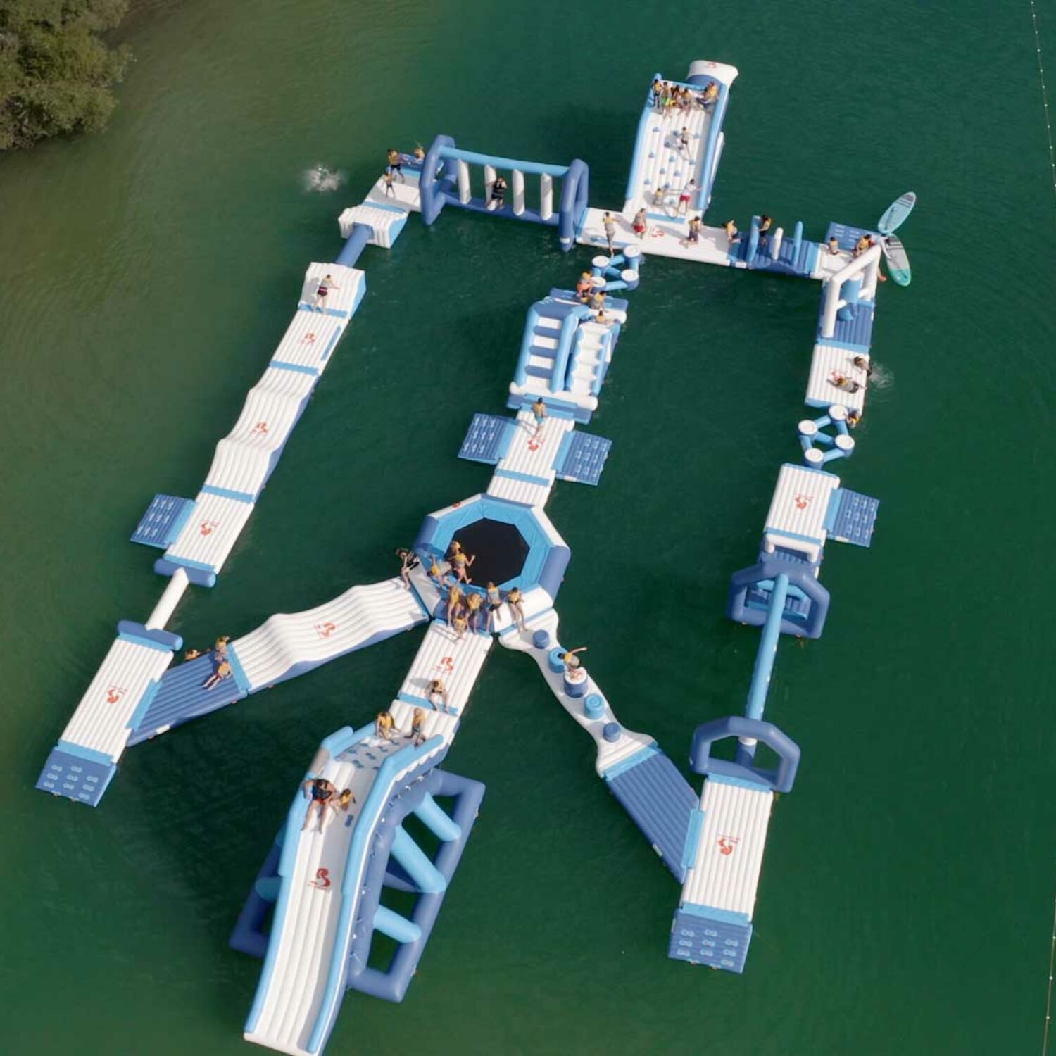 agence creactiv production video annecy drone réalisation cachin water activities wakeboard watergame photo principale