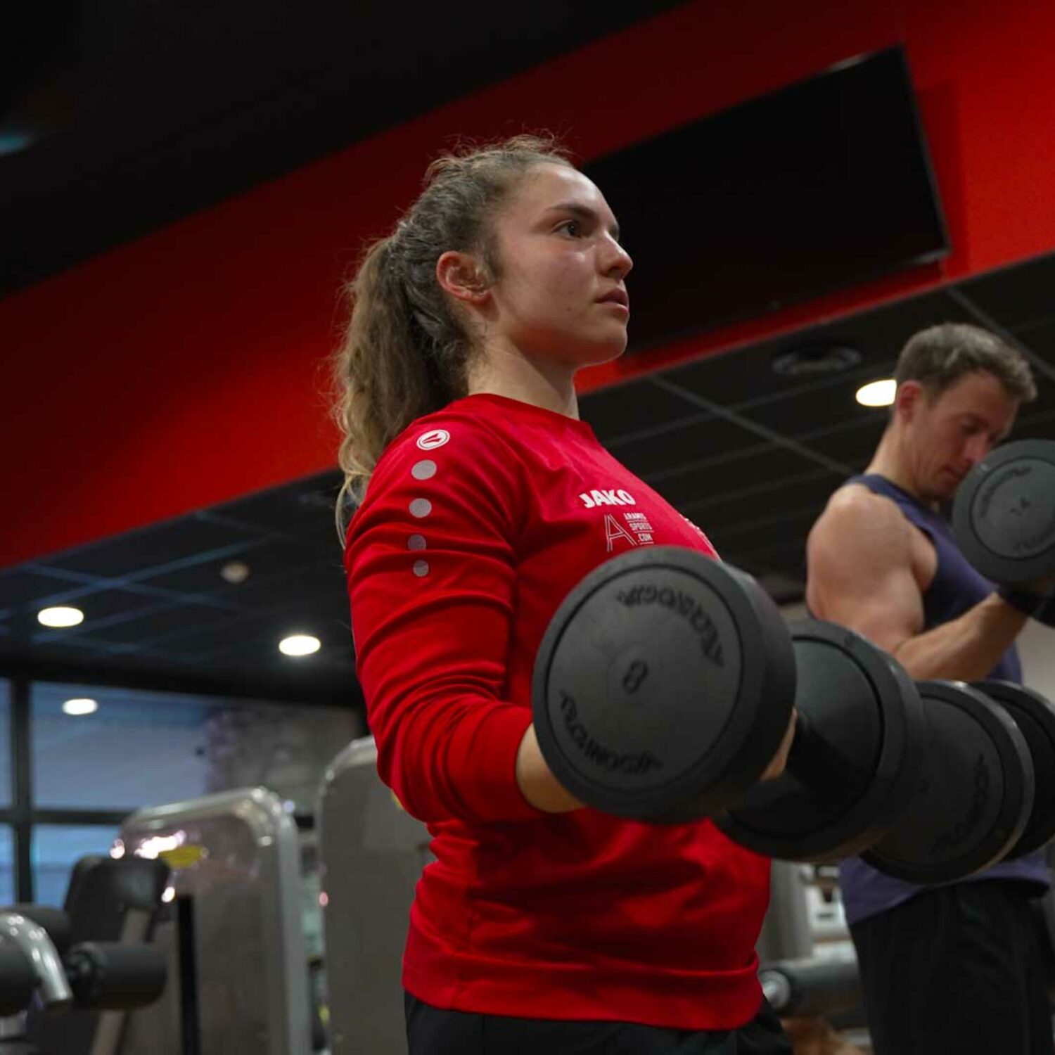 agence creactiv production video annecy drone réalisation centre aqua sportif musculation photo principale