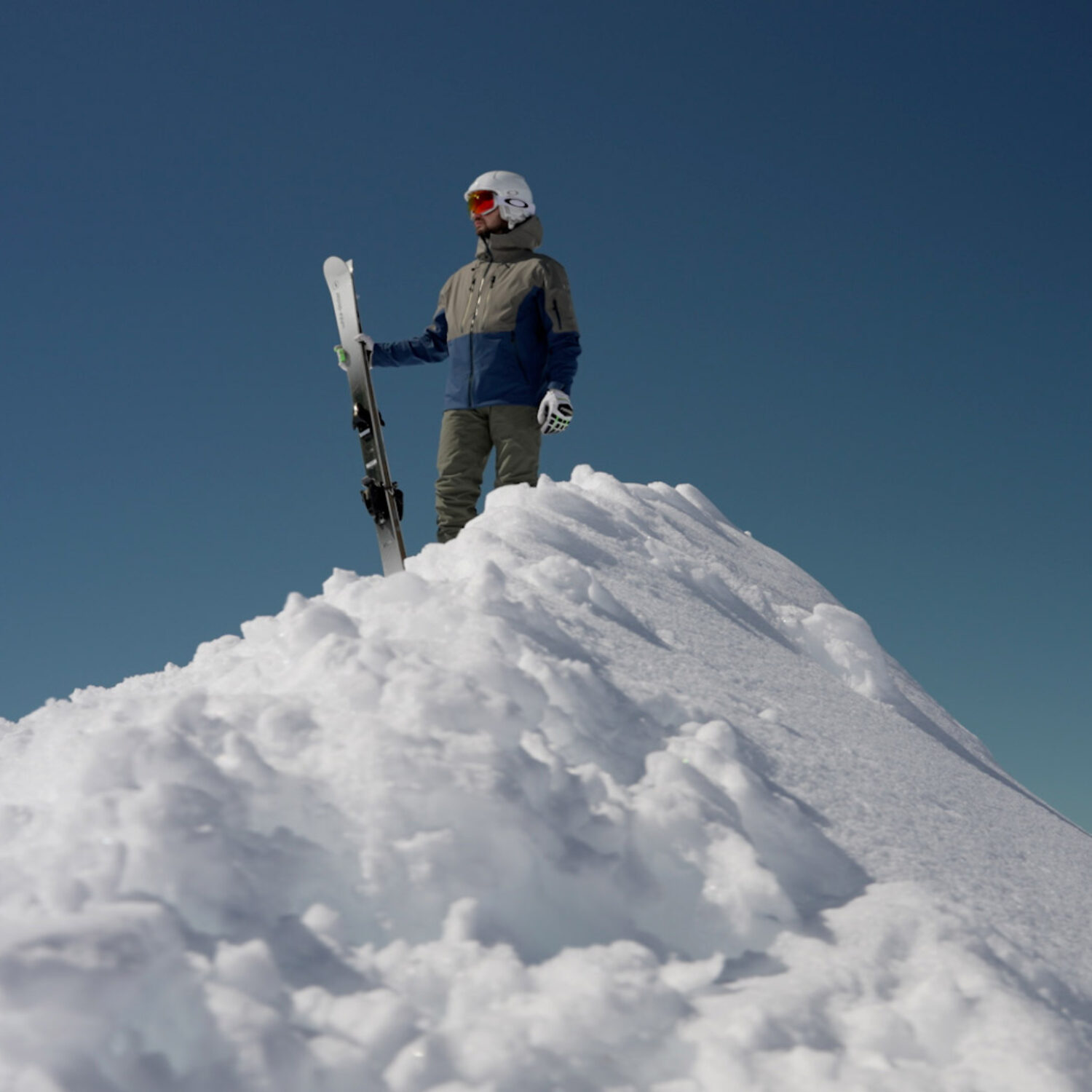 agence creactiv production video annecy drone réalisation sunvalley nouvelle collection ski 2024 photo principale