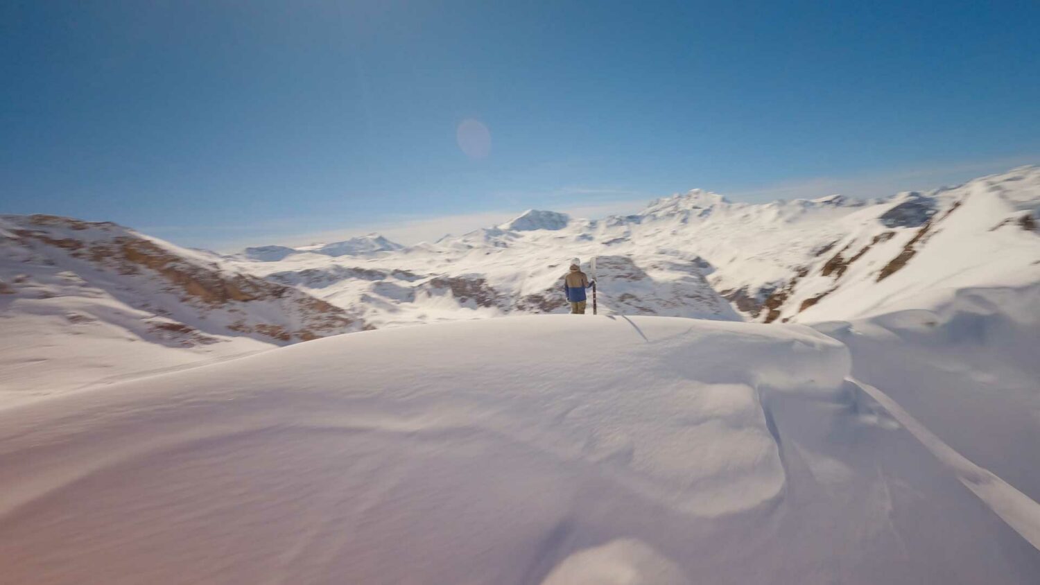 agence creactiv production video annecy drone réalisation sunvalley nouvelle collection ski 2024 miniature video hybrid concept