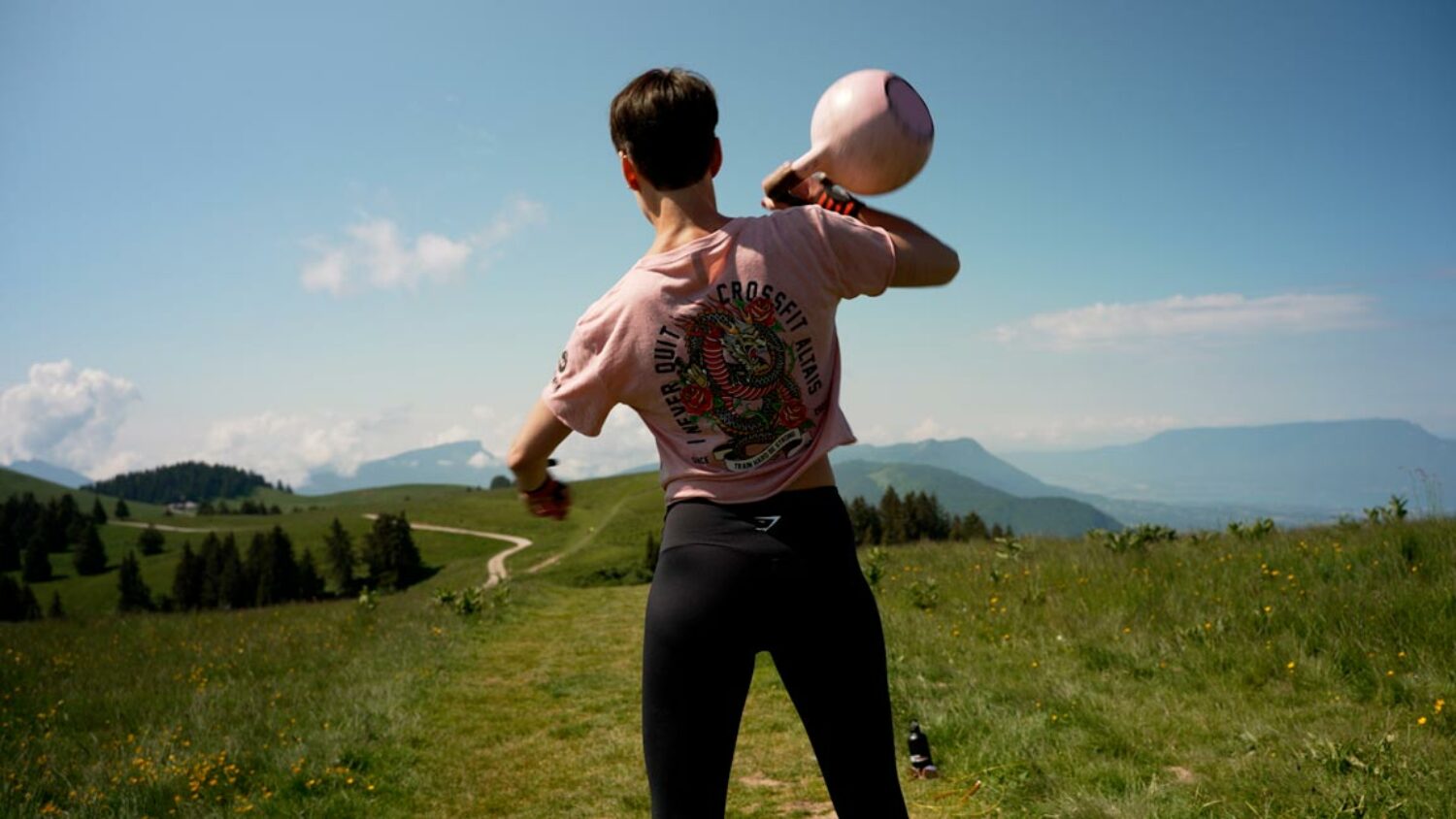 agence creactiv production video annecy drone réalisation mon contrôle technique miniature gaelle