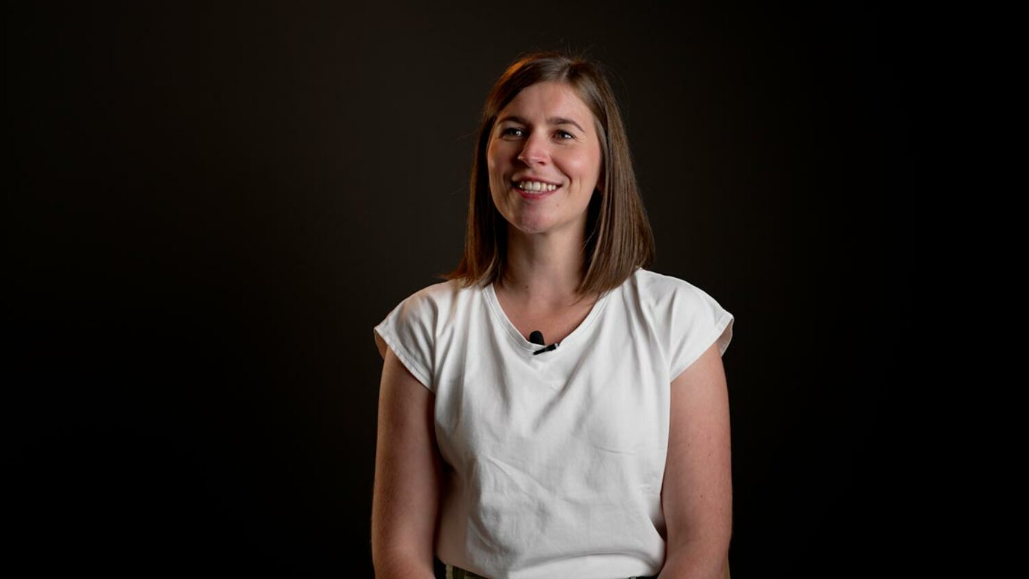 agence creactiv production video annecy drone réalisation mon contrôle technique miniature pauline